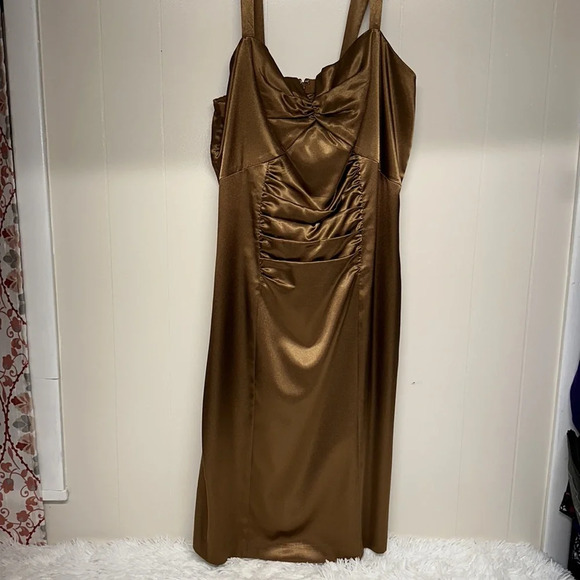 Newport News Bronze Sleek Evening Dress - Picture 2 of 9